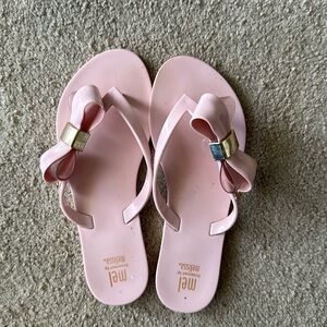 Mel by Melissa light pink bow sandals